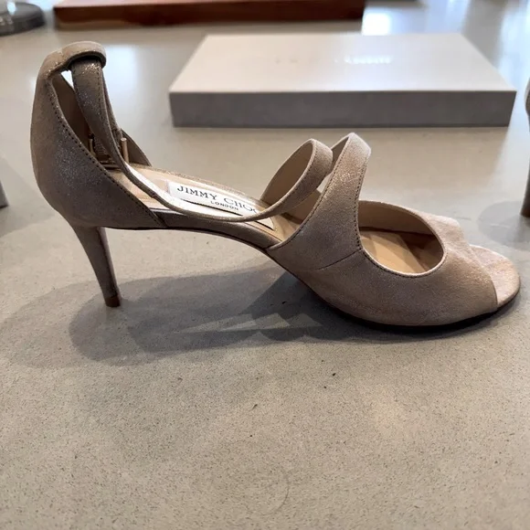 Jimmy Choo Emily 65mm Size: 38 Color: Shimmer Suede Sand - Picture 8 of 9